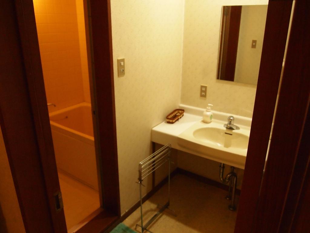 Hotel Ukai Fuefuki Quarto foto